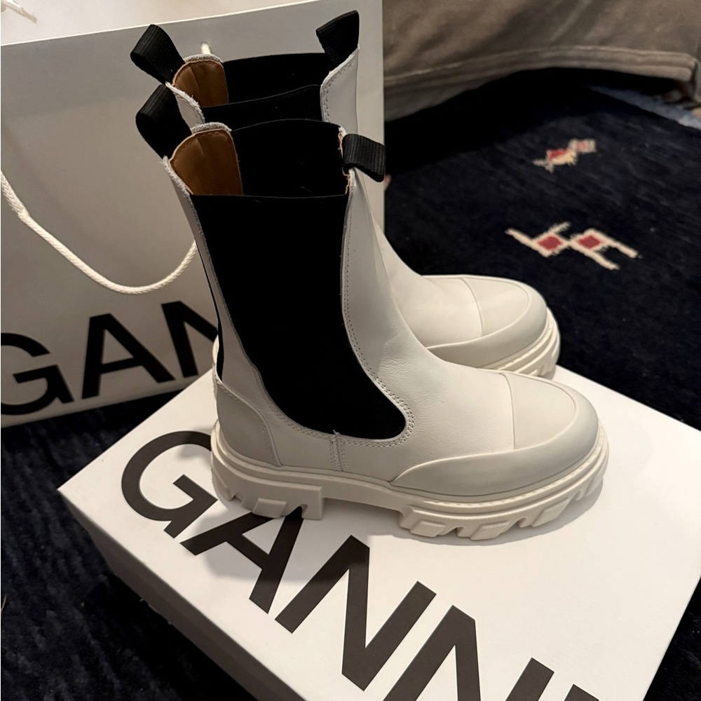 Ganni Women's 	
White Cleated Mid Chelsea Boots